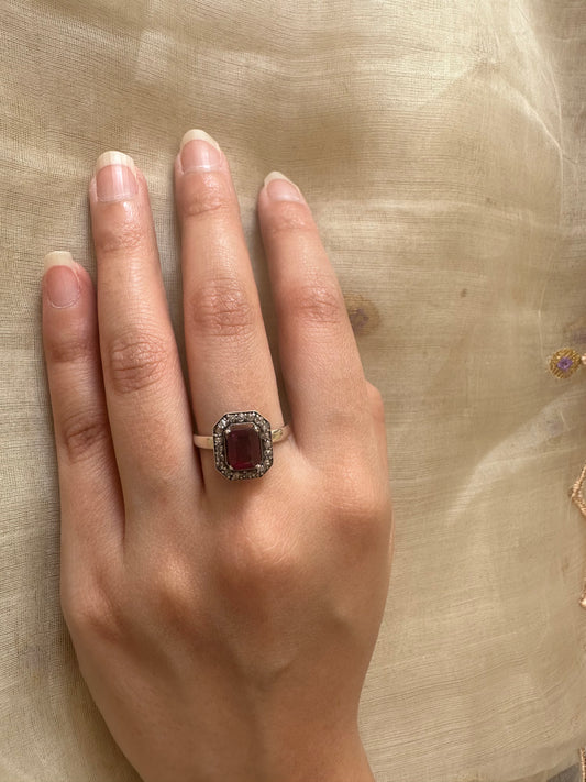 ROOP RUBY RING